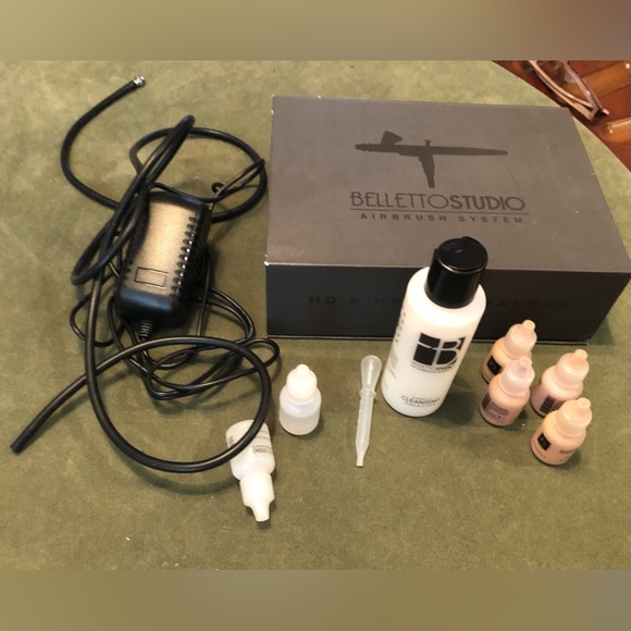 Belletto System Airbrush Makeup - Picture 5 of 6